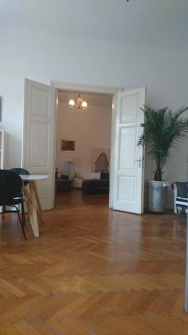 Secesijski Stan U Centru Apartment Zagreb